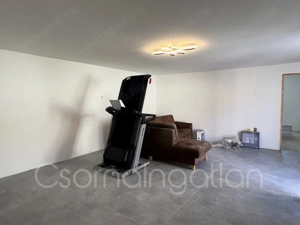 Rábaszentandrás - felújított 2 szobás téglaház dupla telken eladó - kép 3