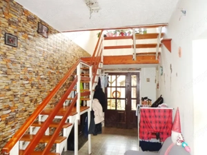 Váctól nem messze eladó egy 6 szobás családi ház Acsán - kép 2