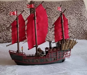 Mega Bloks Pirates of the Caribbean Empress