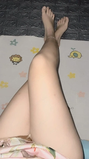 Láberotikára keresek hölgyet  - kép 2