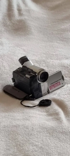 Sony DCR-HC14E Videokamera - kép 2