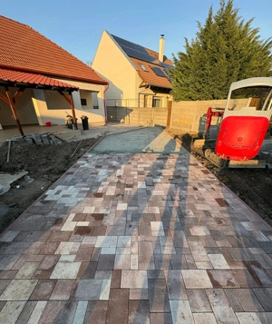 TÉRKŐ ELADÓ KÖZVETLENÜL CÉGÜNKTŐL!  Vadonatúj térkövek már 2.500 Ft m -től