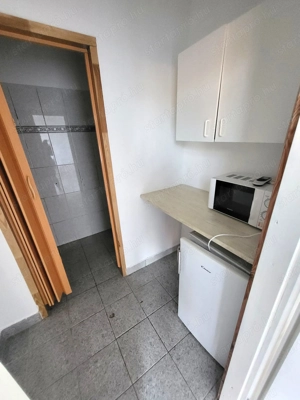 Eladó üzlethelyiség  Káposztásmegyer forgalmas részén! - kép 10