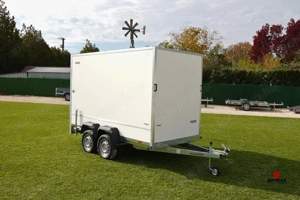 Új 2 tengelyes dobozos utánfutó (300x180x147cm) most akciósan 1.790.000 Ft