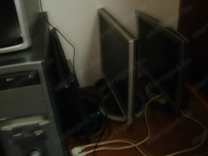Eladó nagyon jó állapotban lévő 2 db asztali Számítógép 3db monitorral - kép 4