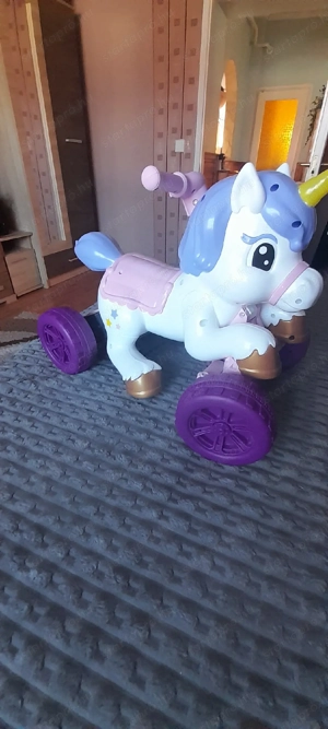 gyerek quad(unikornisos)