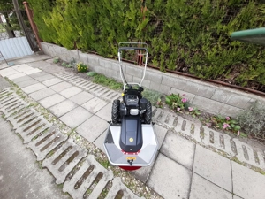 8 LE-s Triton Kohler lejtős területekre fejlesztett magasgaz kaszáló gép ! Olajszivattyús motorral ! - kép 9