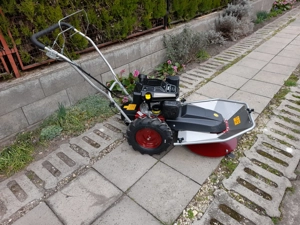 8 LE-s Triton Kohler lejtős területekre fejlesztett magasgaz kaszáló gép ! Olajszivattyús motorral ! - kép 14