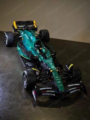 Lego komp. Technic 42206 422  Aston Martin Aramco AMR25 1:8 F1 autó 1912db metálzöld ÚJ - kép 5