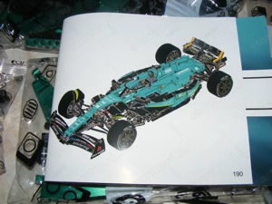 Lego komp. Technic 42206 422  Aston Martin Aramco AMR25 1:8 F1 autó 1912db metálzöld ÚJ - kép 12