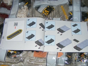 Lego komp. Creator Icons Karib Tenger kalózai HMS Endeavour hajó 2500db 74db ágyú Lepin ÚJ - kép 9