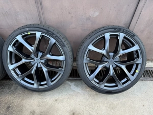 Tesla Model Y Juniper Peformance 21" Arachnid felni és Pirelli nyári gumi szett - kép 3