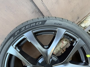 Tesla Model Y Juniper Peformance 21" Arachnid felni és Pirelli nyári gumi szett - kép 9