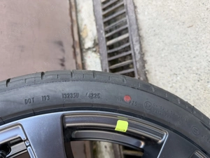 Tesla Model Y Juniper Peformance 21" Arachnid felni és Pirelli nyári gumi szett - kép 10