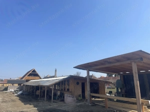  205 m  rönkház + 1,2 hektár bekerített telephely ipari árammal   - kép 2