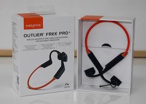 Creative Outlier Free Pro + fülhallgató - kép 3