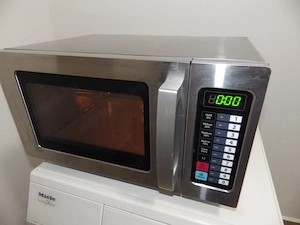 Inox-Bázis, Midea Ipari mikro mikrohullámú sütő 1000W Siófok - kép 2