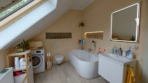 Kiadó családi ház ősfás kerttel Vérhalom legszebb részén! - kép 10