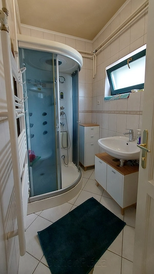 Kiadó családi ház ősfás kerttel Vérhalom legszebb részén! - kép 6