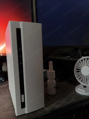 qnap ts-133 nas eladó + 1 terrás kingston ssd 