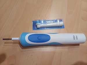 Oral-B elektromos fogkefe - kép 4