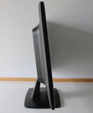 Monitor HP ProDisplay P221 - kép 2