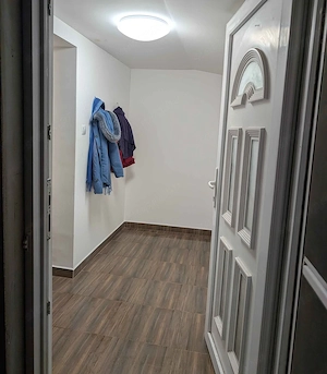 Monoron felújított, 3 szobás családi ház tetőtér beépítési lehetőséggel, 2500 m2 telekkel - kép 2