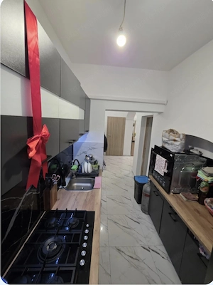 Pesterzsébet központjához közel, csendes kertvárosi utcában felújított, szigetelt téglaházrész eladó - kép 2