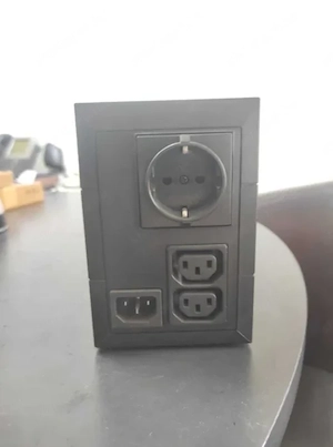 Eaton 5E 650I szünetmentes tápegység (UPS) új akkumulátorral - kép 2