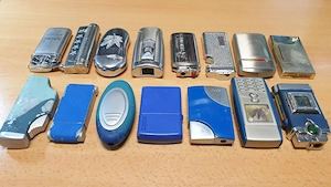 Öngyújtó gyűjtemény eladó, 15db - kép 13