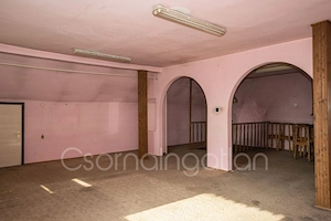  Abda - központban, egyedi, sok lehetőséget kínáló 240 m2-es családi ház ELADÓ - kép 11