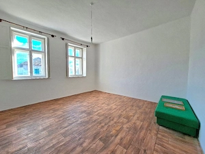 Tiszasason téglaoszlopos tornácos családi ház eladó. - kép 5