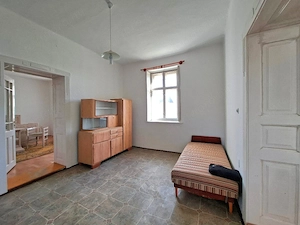 Tiszasason téglaoszlopos tornácos családi ház eladó. - kép 4