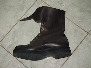 Újszerű magyar barna surranó katonai bakancs nr.7 (40-es) - kép 7