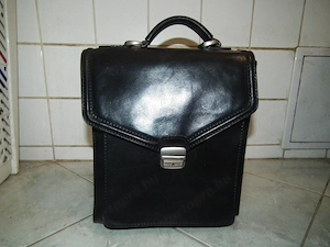 Szép Rialto jellegű férfi kézitáska bőr táska bőrtáska nr.10