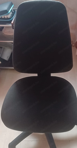 Fekete forgószék állítható - kép 4