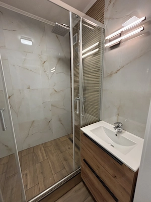 Miskolc - Stílusos, erkélyes, teljes körűen felújított lakás eladó!  - kép 3