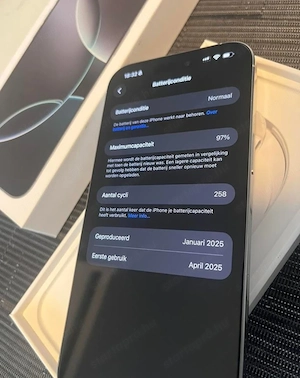 Új iPhone 16 Pro Max, dobozzal együtt, minden tartozék megvan 