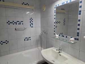 Gyermek és állatbarát lakás kiadó Óbudán! - kép 9