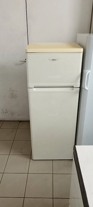 Használt Zanussi CT 235 Felülfagyasztós Hűtőszekrény [H17656] 1-3 hónap garanciával