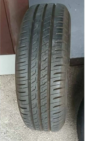 HYUNDAI I30 nyári gumi szett - kép 2