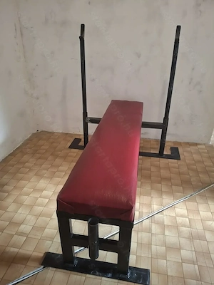 Fekvenyomó pad Scot paddal + 1 pár súlyzóállvány (rúd és súlyok nélkül)