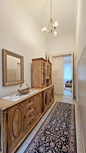 Felújított, berendezett, gépesített, emeleti lakás kiadó! - kép 4