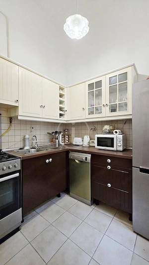 Felújított, berendezett, gépesített, emeleti lakás kiadó! - kép 10