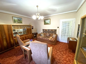 Kiskunhalas városközpontban a Főtéren eladó egy 1. emeleti 2 szobás lakás - kép 3