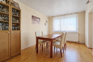 Zugló zöldövezetében, családias, csendes, erkélyes lakás eladó! - kép 4