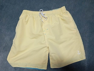 Next új úszóshort