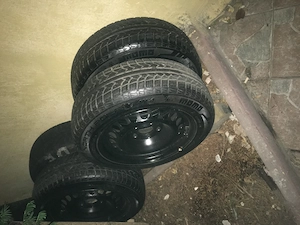 Eladó téli gumiszett Bp. XX. ker Iskola uta - kép 2