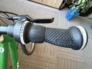 Jó állapotú Woom 4-es gyerek kerékpár eladó - kép 3