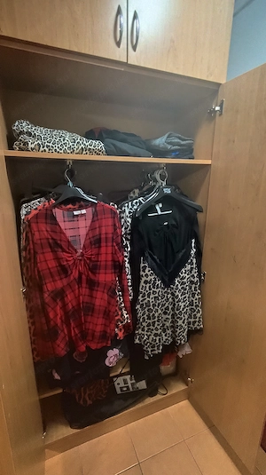 Tükrös gardrób szekrény eladó! - kép 5